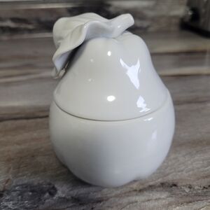 Ceramic Pear Lidded Container White Kitchenware Fruit Collectible Cottagecore